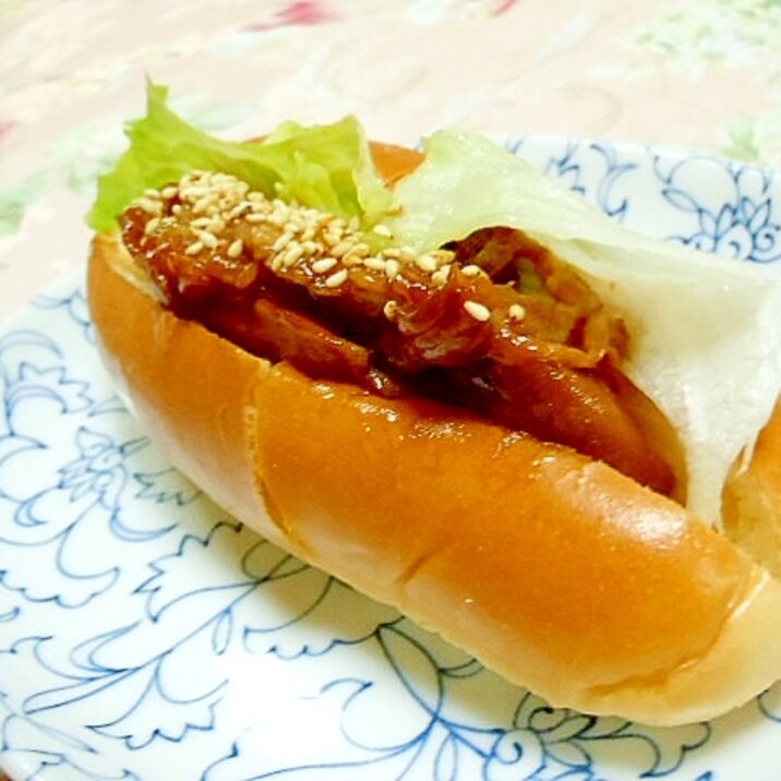 ❤照り焼きチキンとレタスのホットドッグ❤